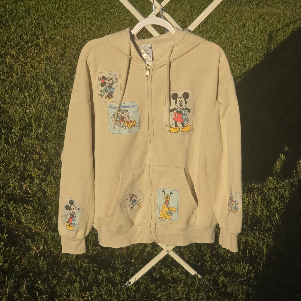 Disney Mickey and Friends Winter Wonderland Zip Hoodie Ivory XXL MYSJKE8-4L16